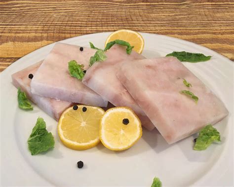 Mrazené rybie filety pripravené na pečenie