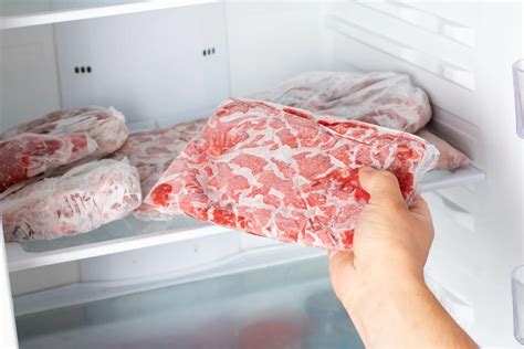 Mäso zrejúce metódou suchého zrenia v chladničke